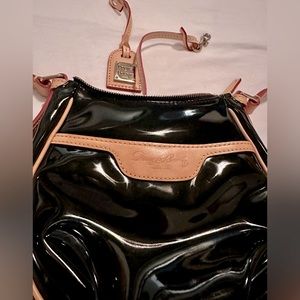 Dooney & Bourke - Shiny Black Tan Handbag